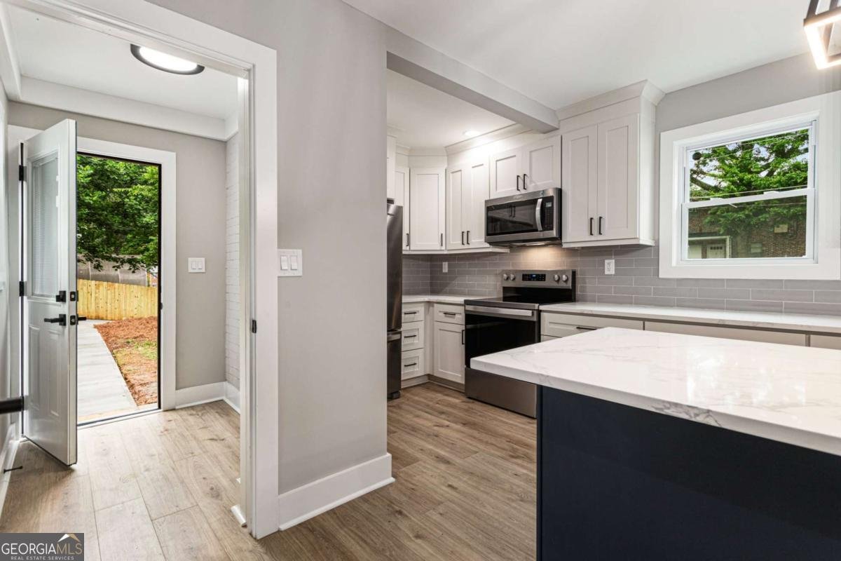 1283 Beecher Street Atlanta - 3