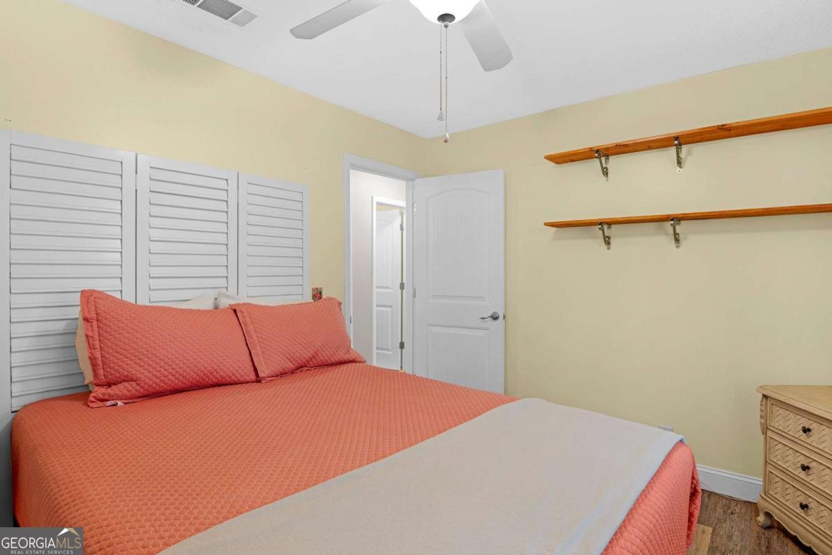 241 Broadway Street St. Simons - 11