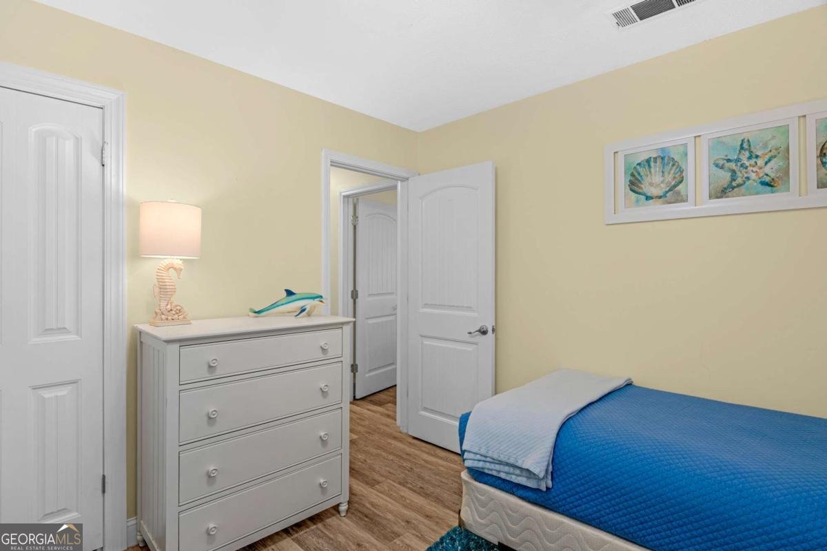 241 Broadway Street St. Simons - 14