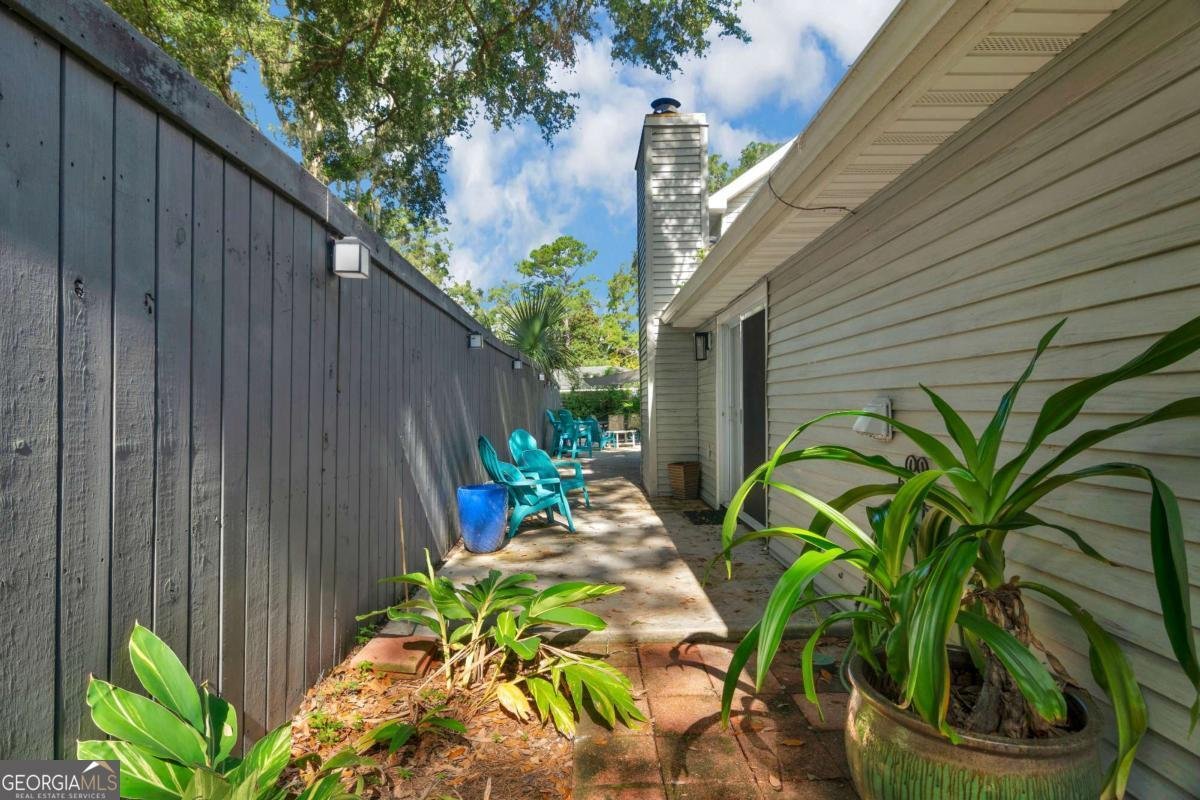 241 Broadway Street St. Simons - 19