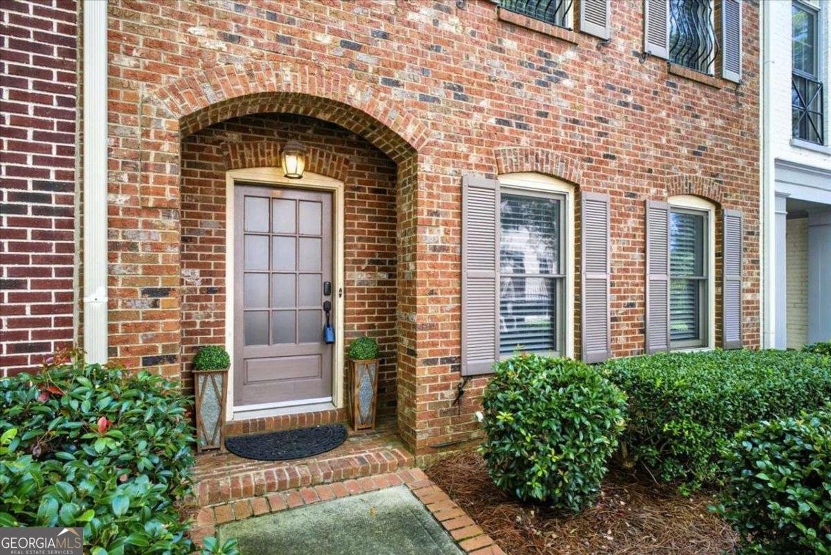 109 Ridge Way Roswell - 1