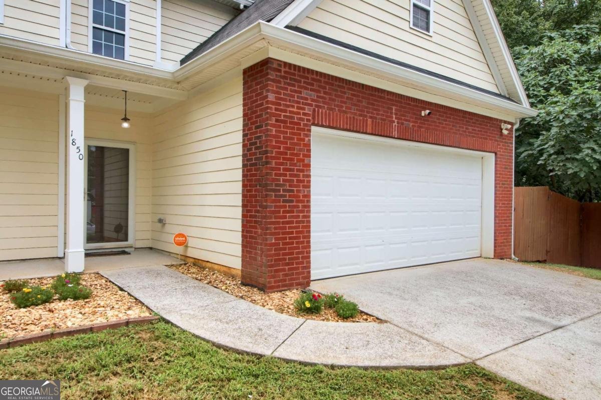 1850 Lakewood Terrace Atlanta - 2