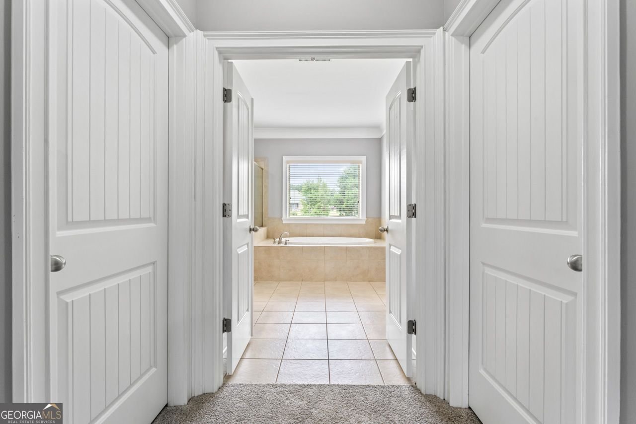 1892 Schofield Drive Hampton - 24