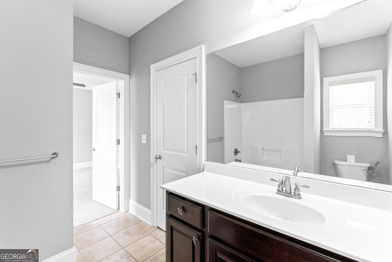 1892 Schofield Drive Hampton - 45