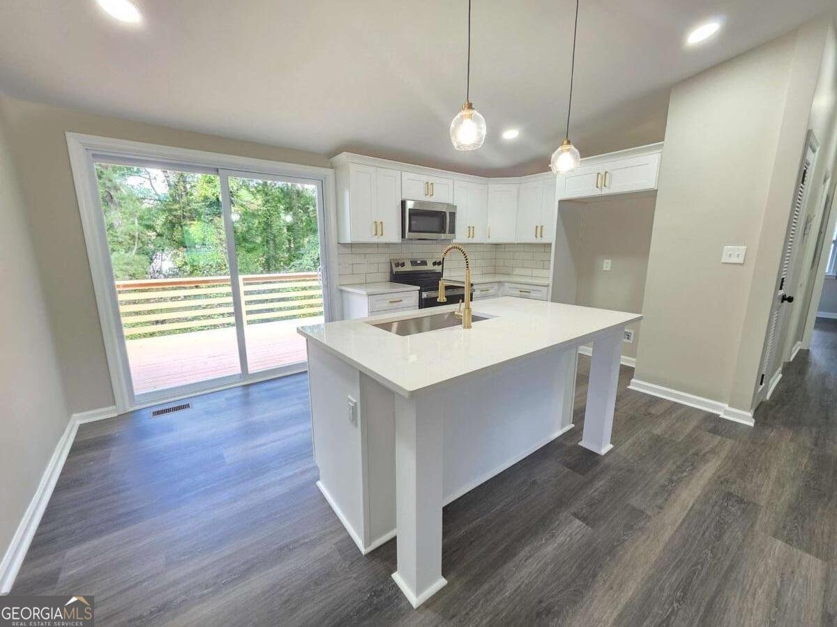 4298 Brookside Drive Forest Park - 5