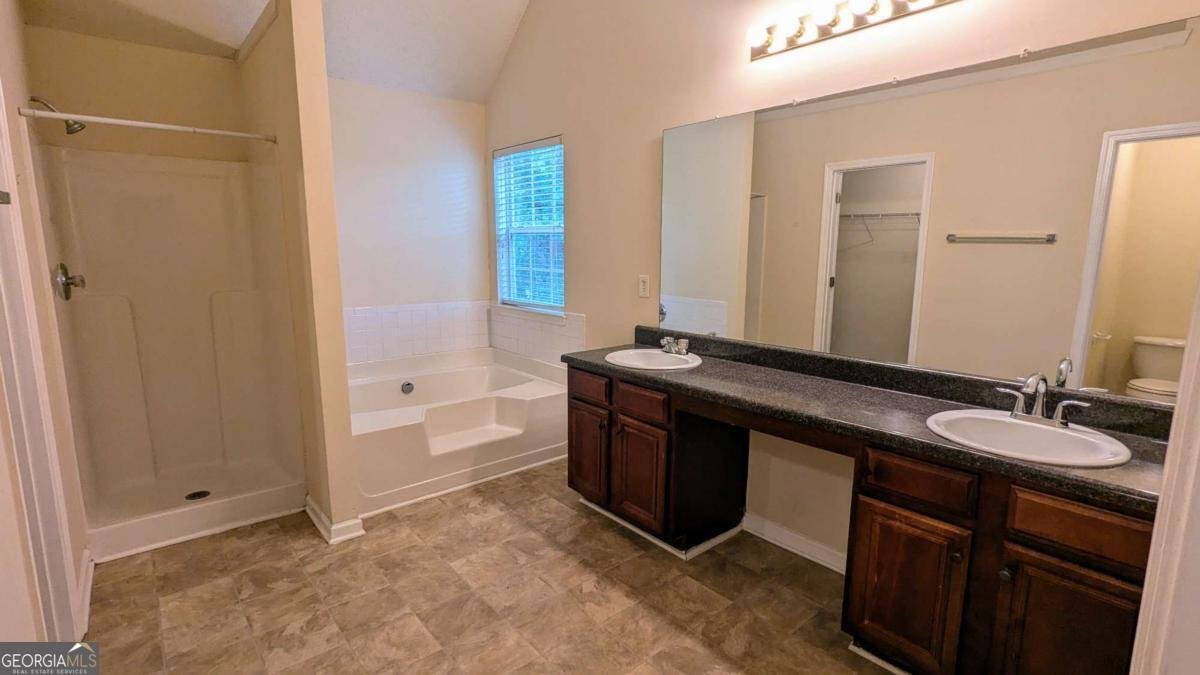 1974 Boulder Gate Drive Ellenwood - 4