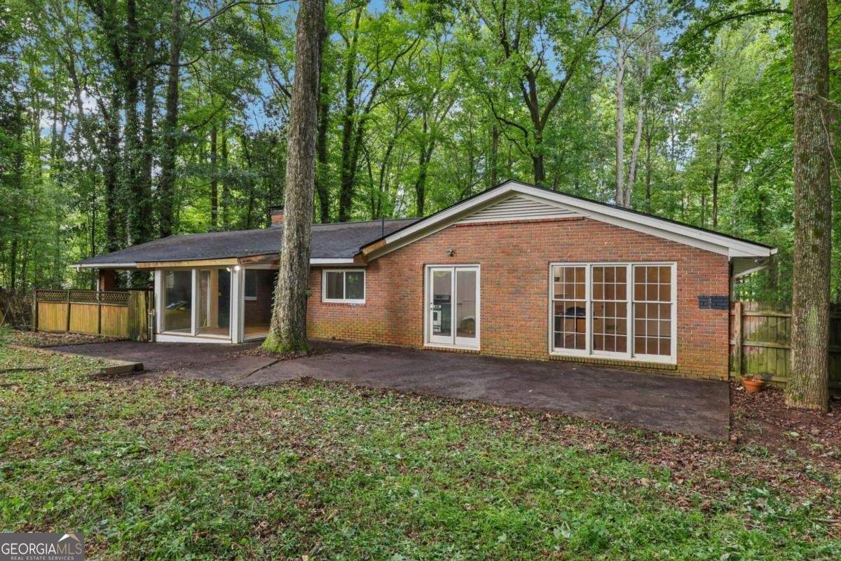 2279 Lyle Road Atlanta - 35