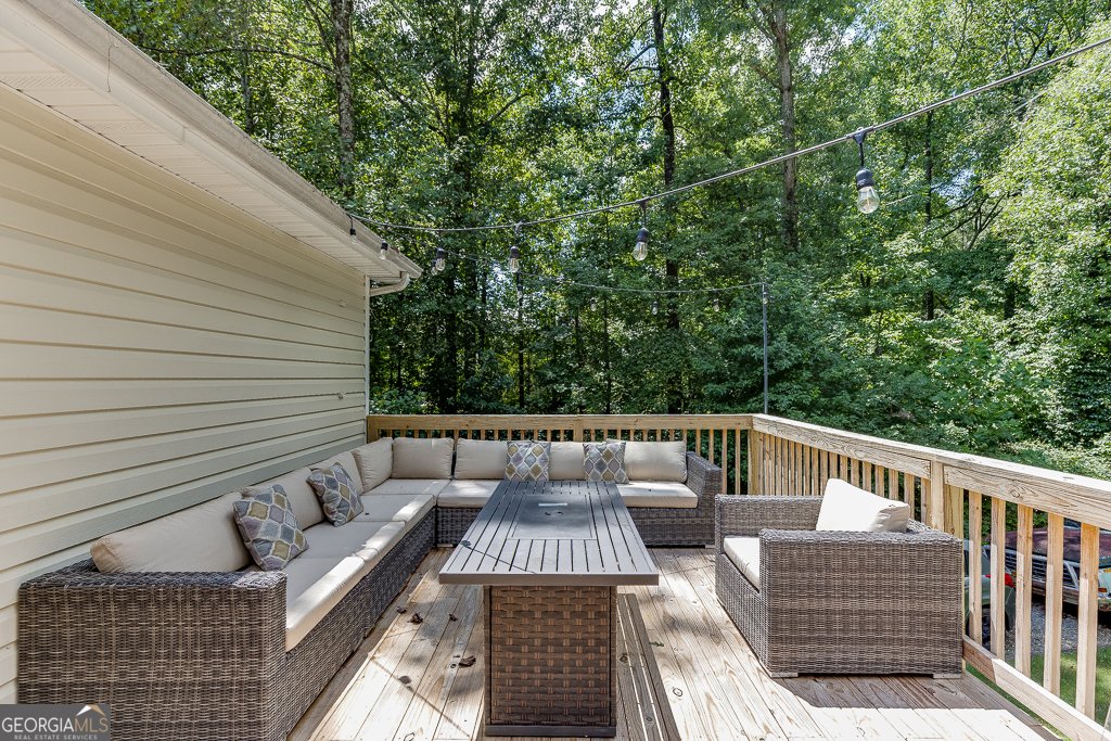 3980 Piper Glen Drive Buford - 37