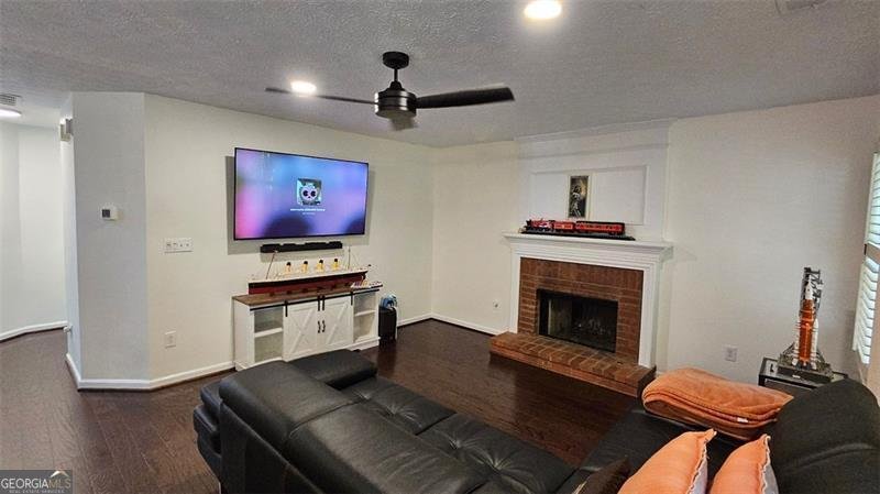 13030 CRABAPPLE LAKE Drive Roswell - 78