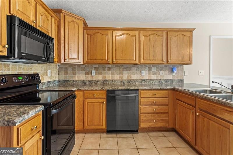 6915 FLETCHER Drive Winston - 23