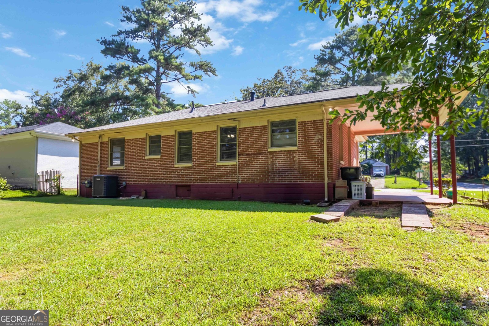 2533 Plantation Drive East Point - 6