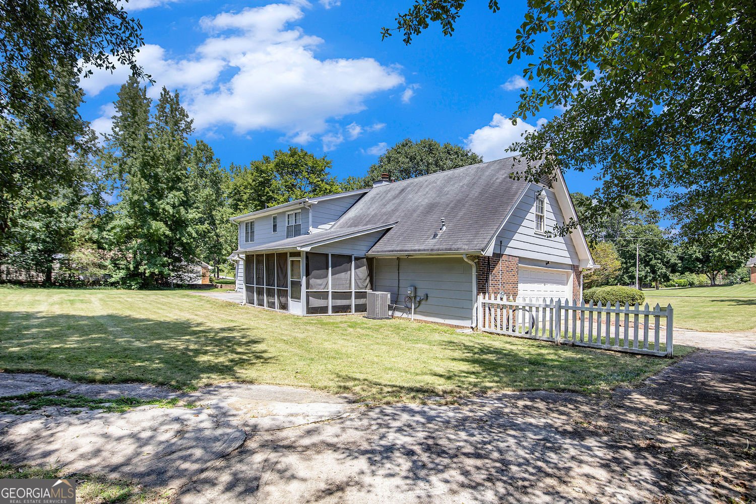 223 Chateau Drive Fayetteville - 11