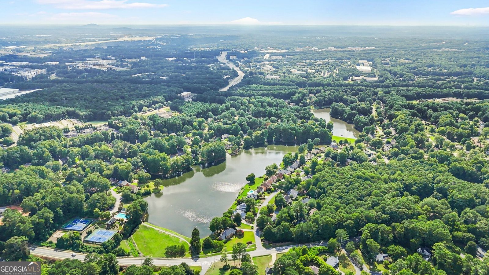 127 Lakeside Drive Kennesaw - 28