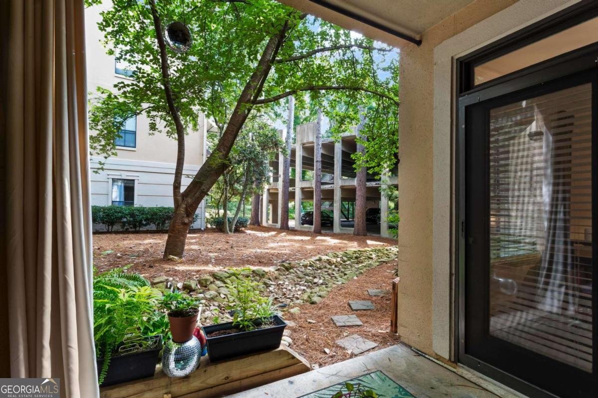 3777 Peachtree Road Brookhaven - 10