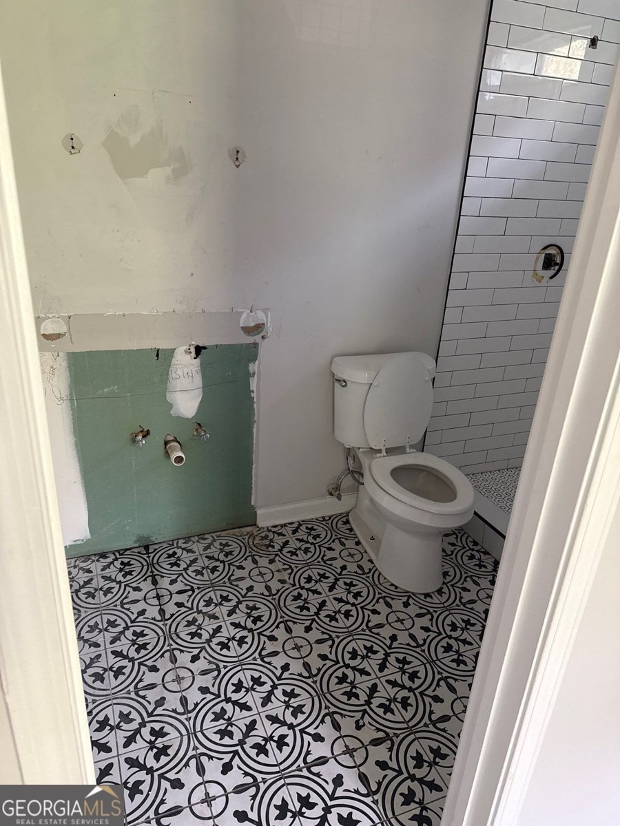 2548 Bellview Avenue Atlanta - 10