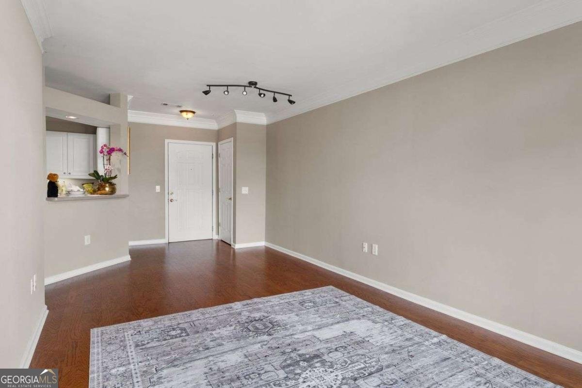 3334 PEACHTREE Road Atlanta - 27