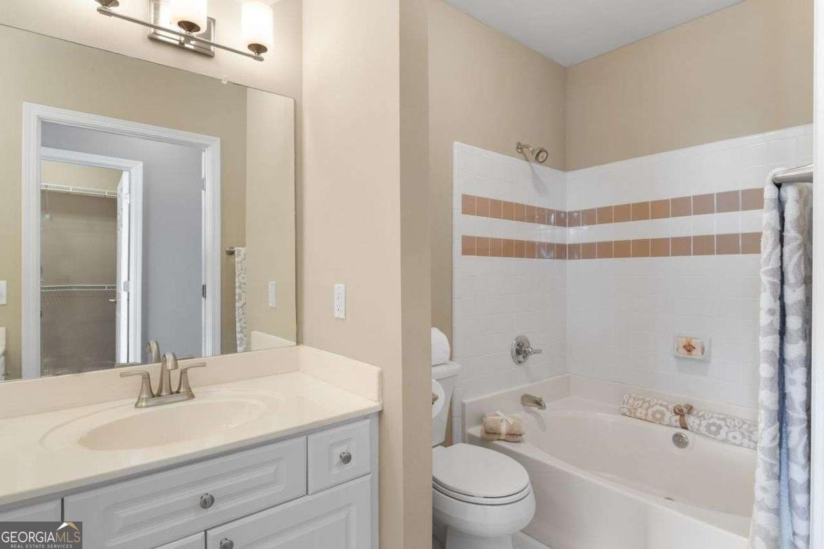 3334 PEACHTREE Road Atlanta - 35