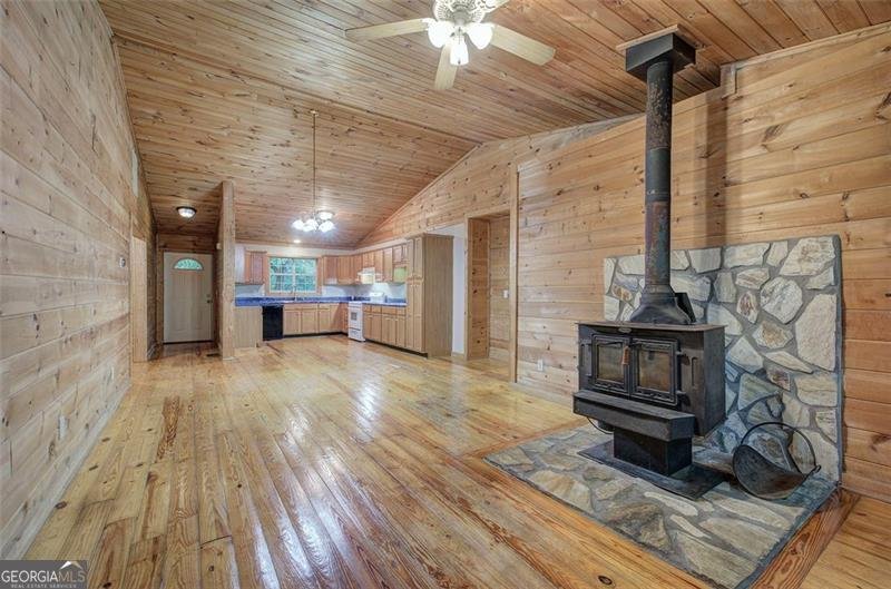 706 HOLLY SPRINGS Road Rockmart - 20