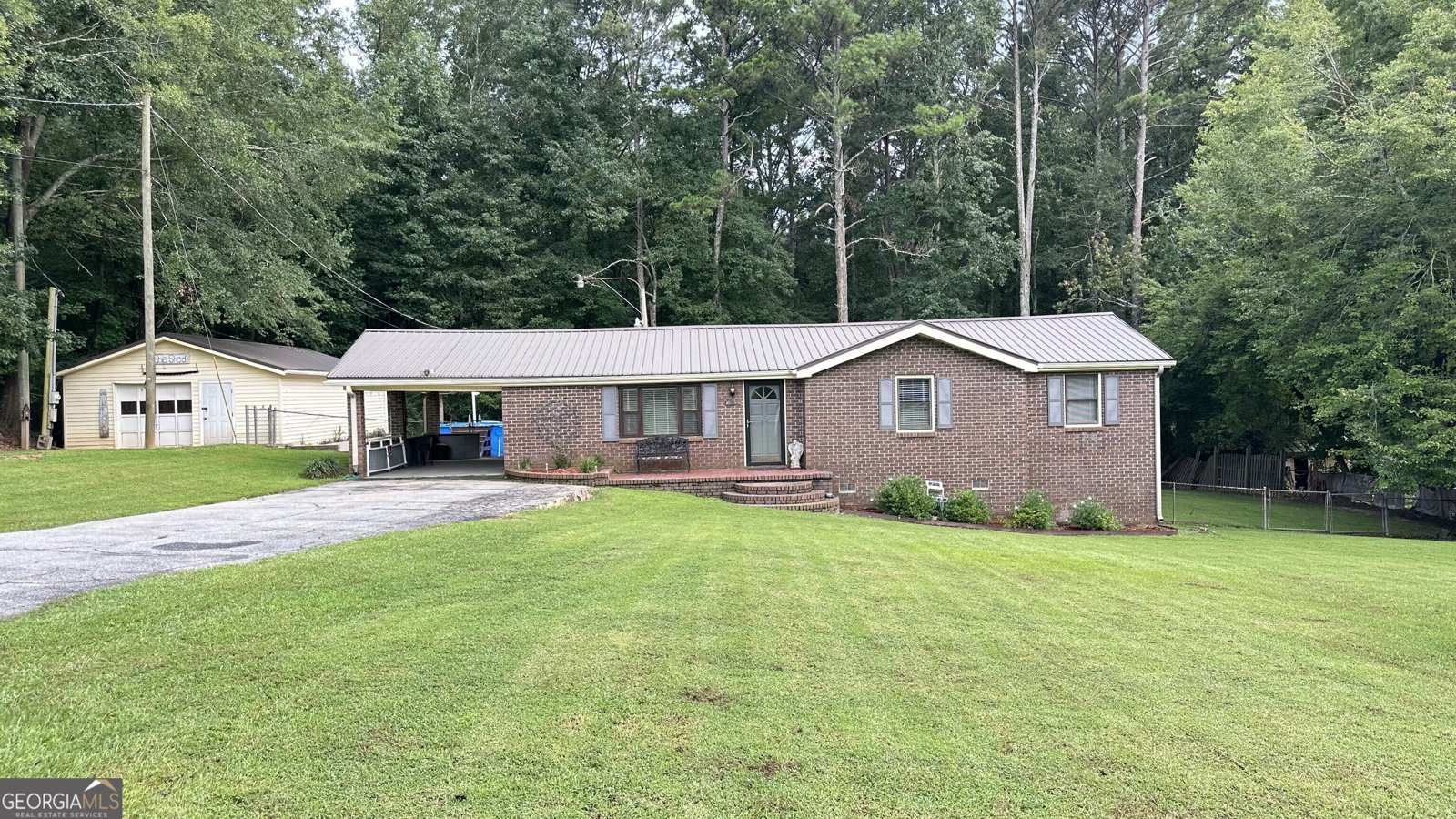 88 Sweeper Smith Road Newnan - 1