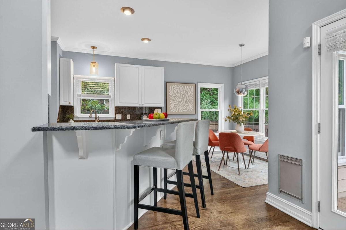 1327 Oaklawn Avenue Atlanta - 13