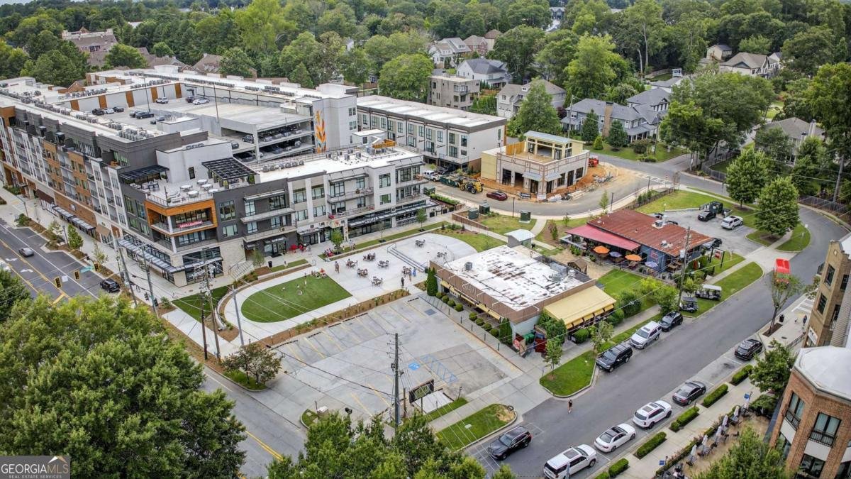 1327 Oaklawn Avenue Atlanta - 15