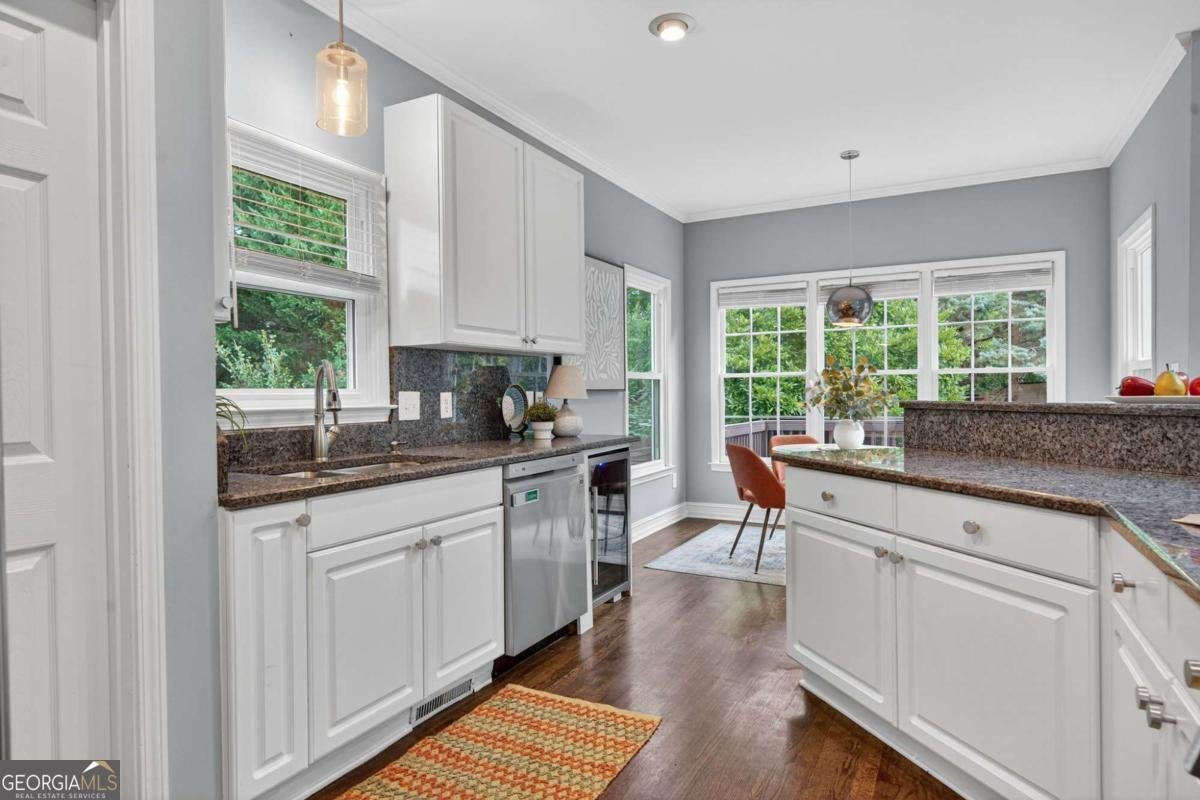 1327 Oaklawn Avenue Atlanta - 16
