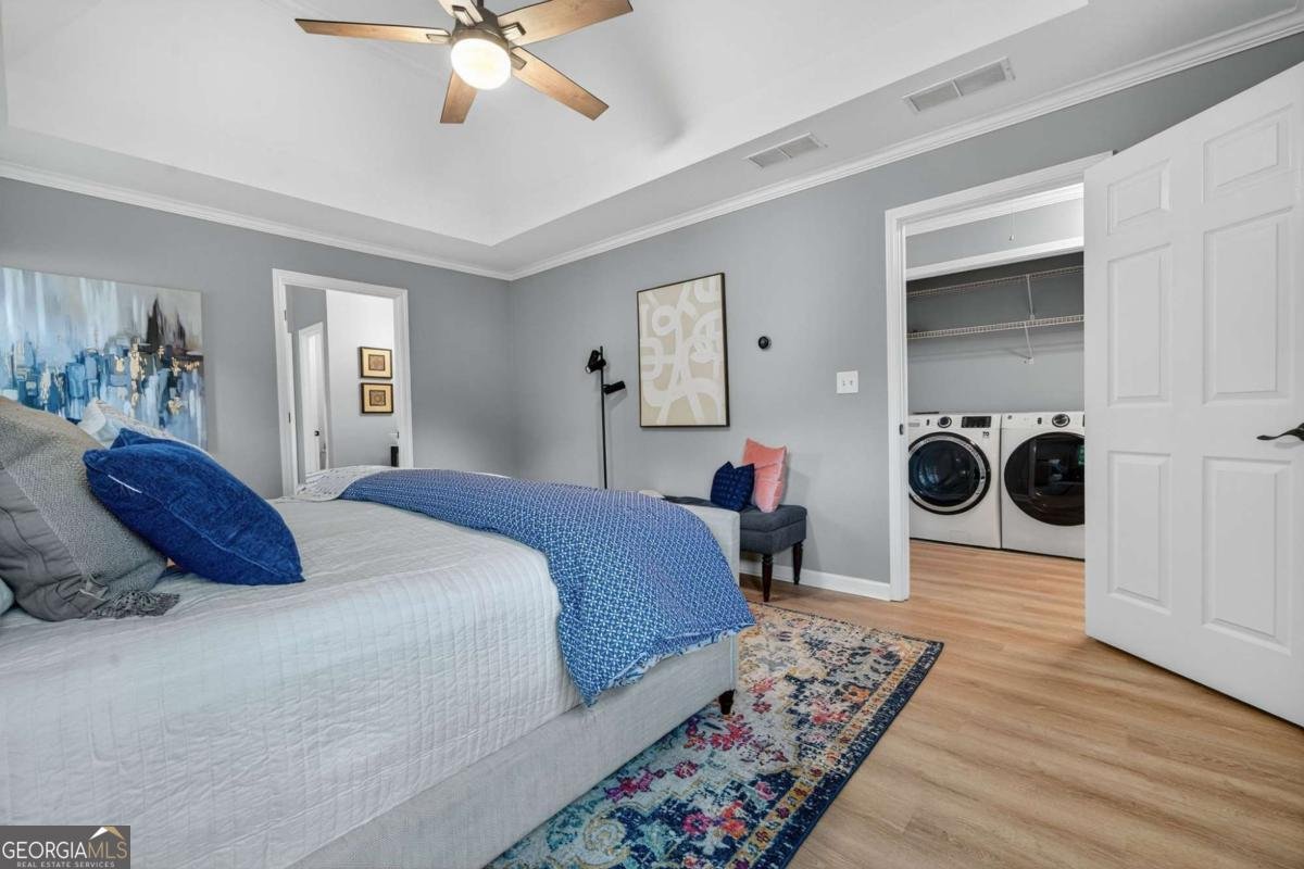 1327 Oaklawn Avenue Atlanta - 23