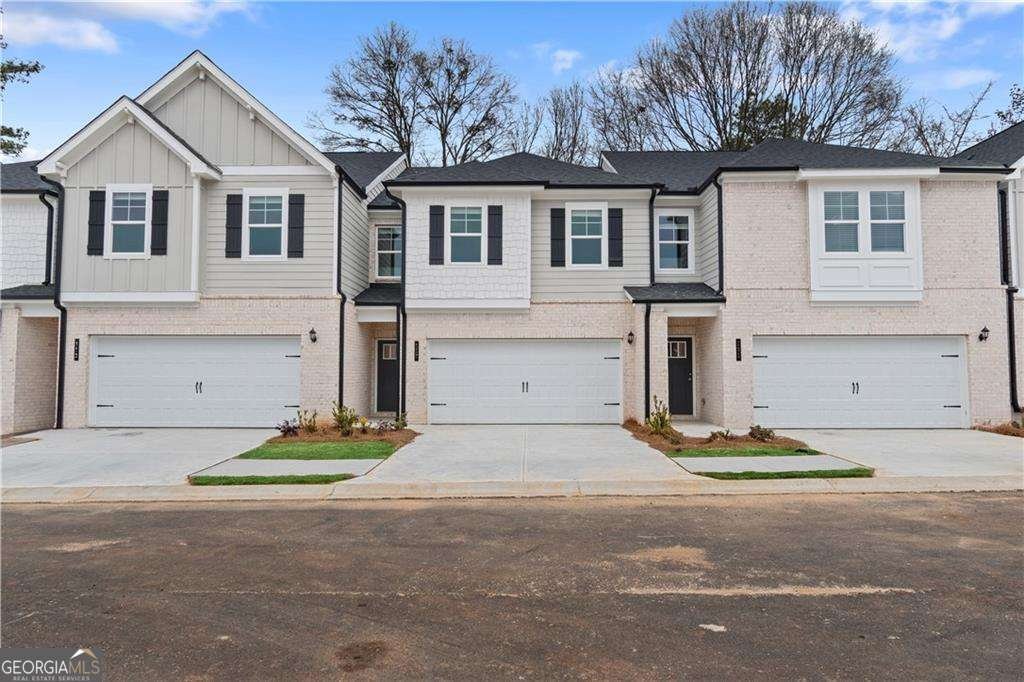 616 Treasure Drive Stockbridge - 1