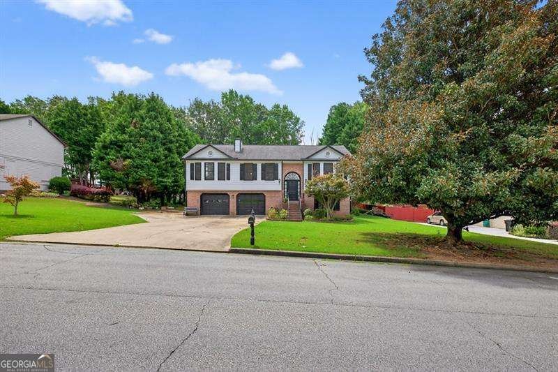 3737 Victoria Drive Buford - 3