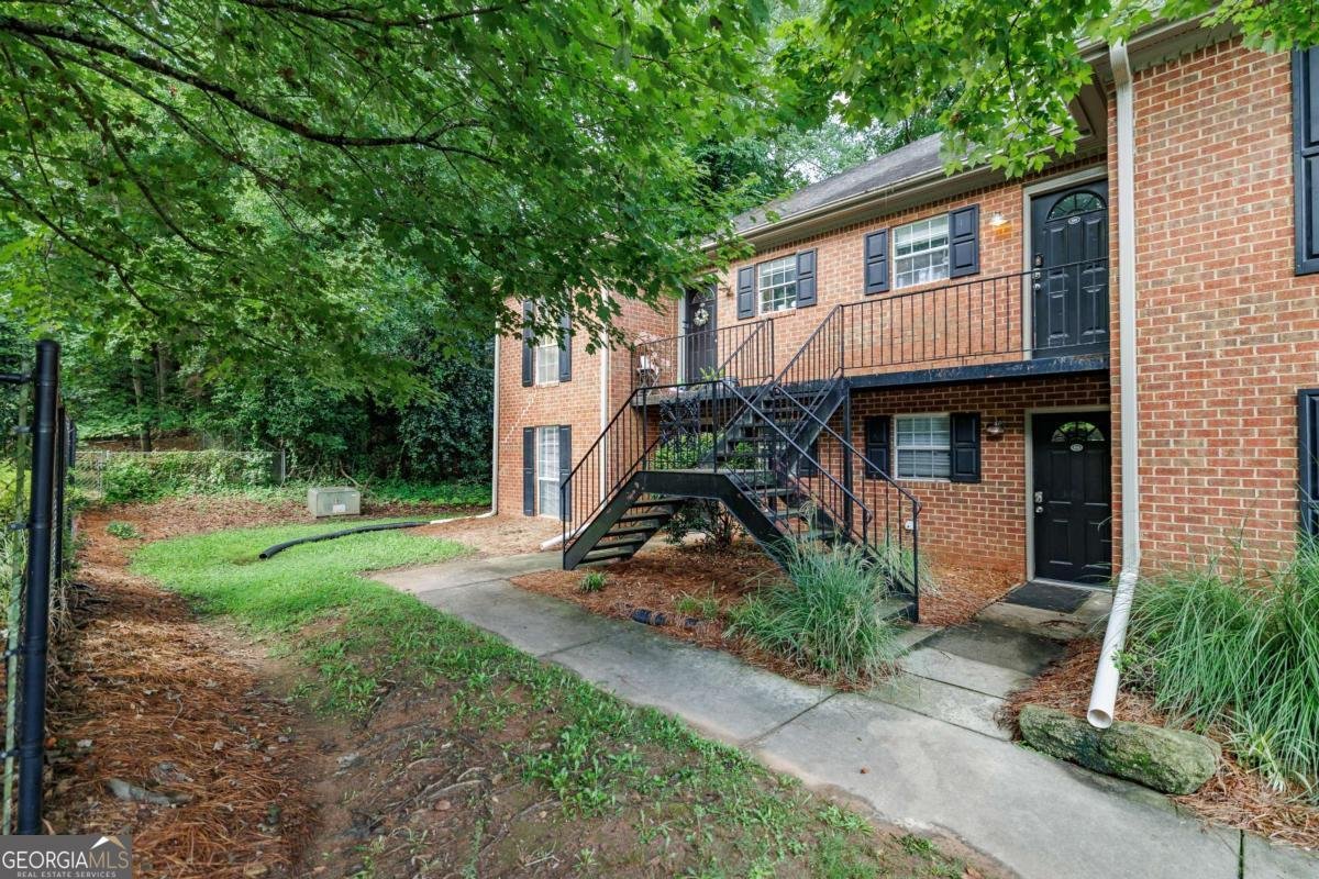 1055 Baxter Street Athens - 12
