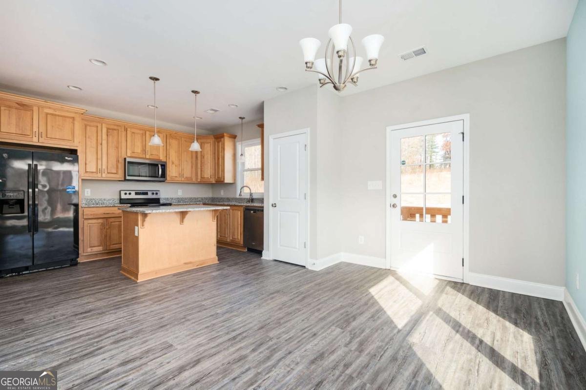 307 Canoe Point Ellijay - 7