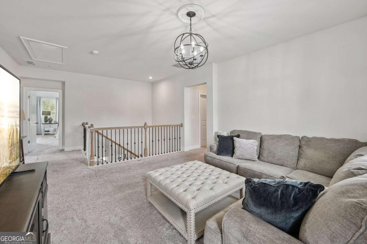 135 Grove View Road Woodstock - 36