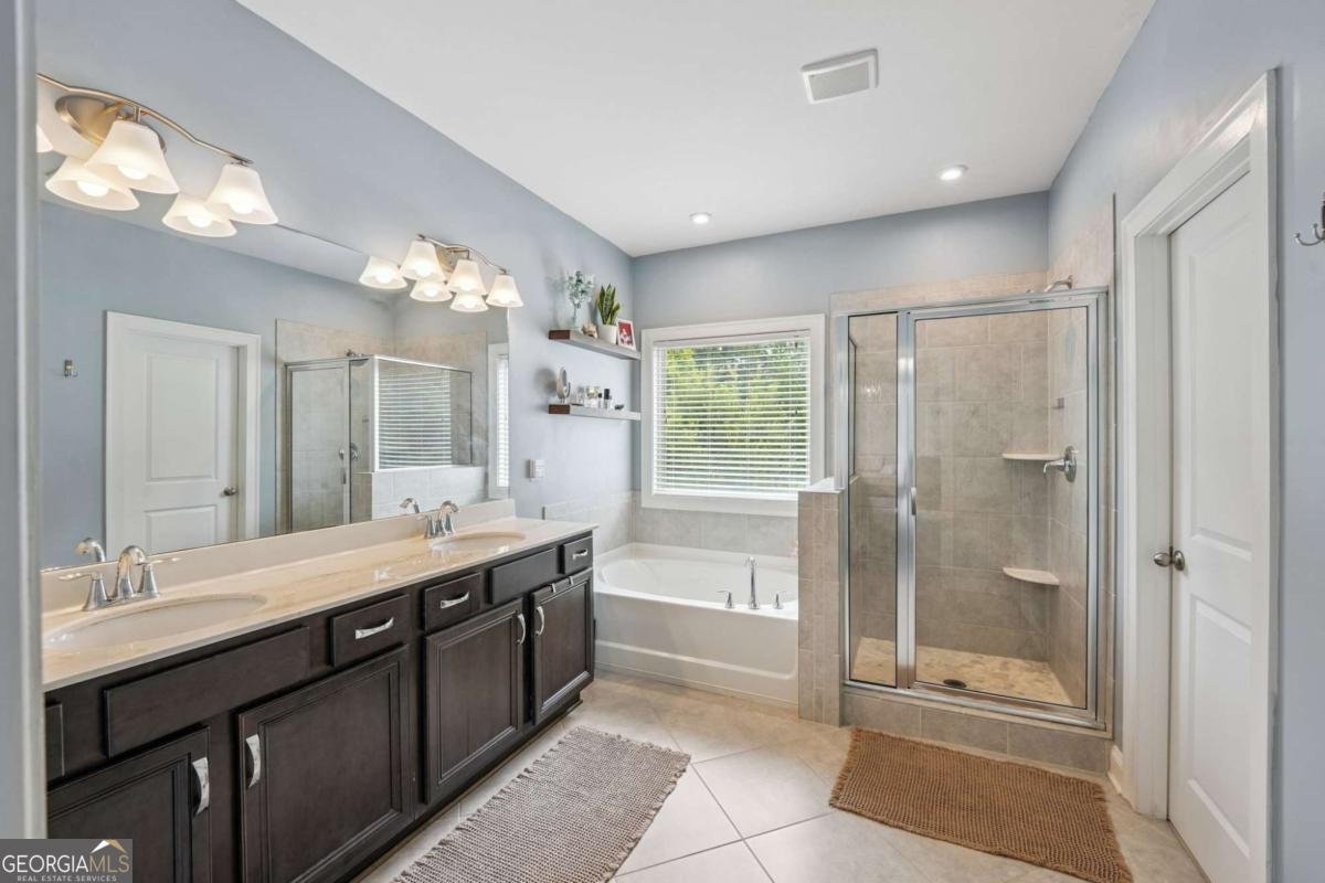 135 Grove View Road Woodstock - 44