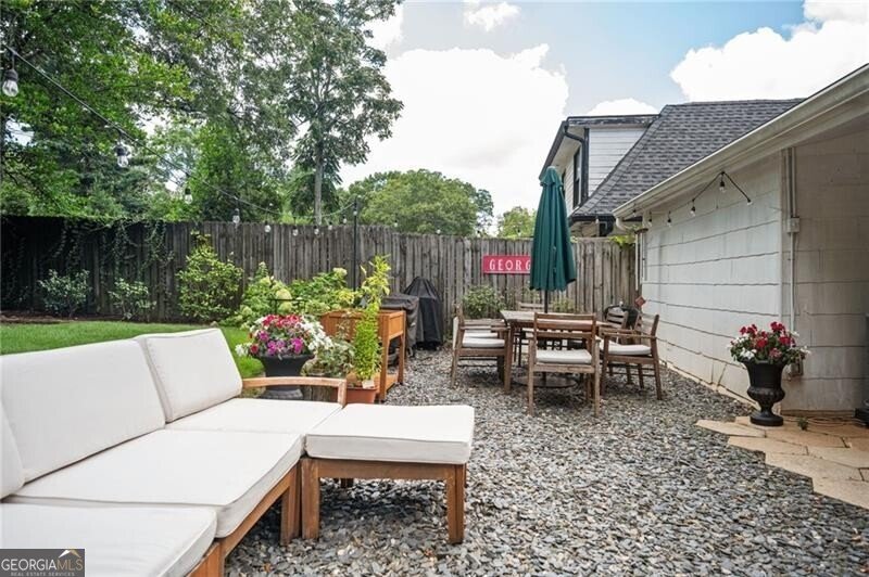 1037 North Avenue Atlanta - 22