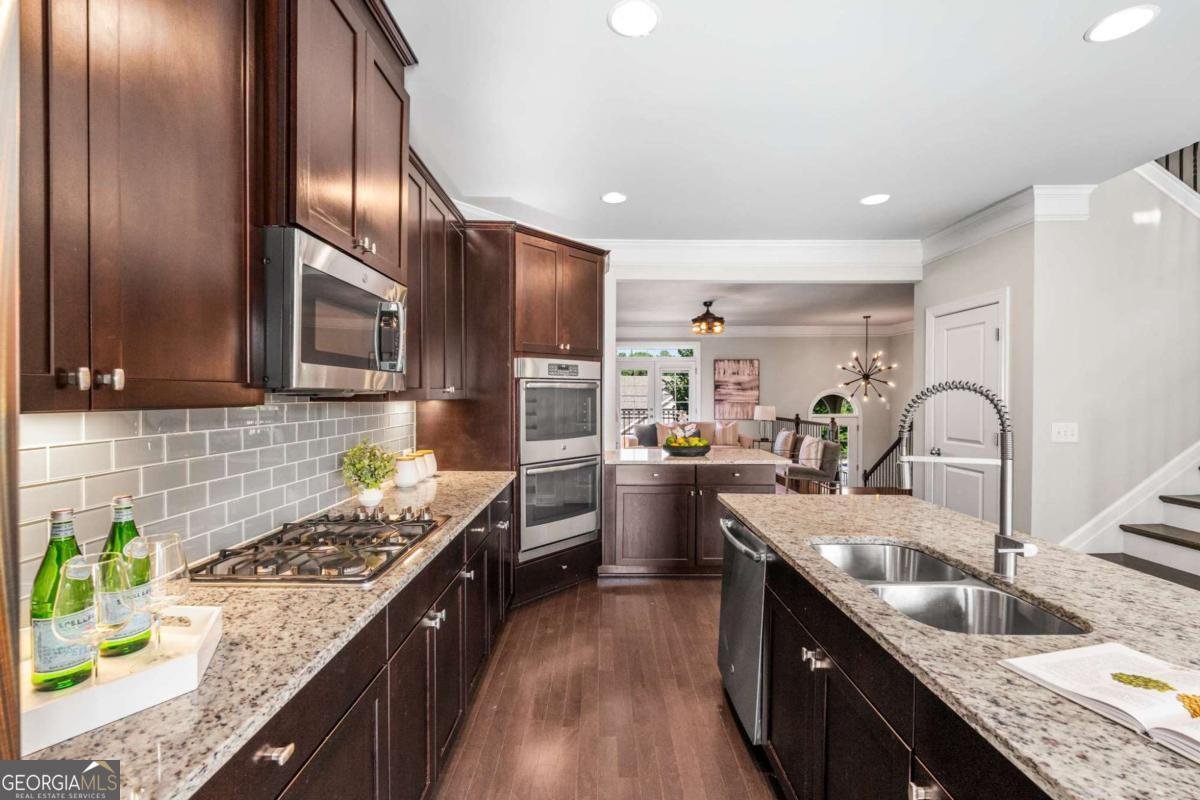 4196 MORRISON Way Atlanta - 19