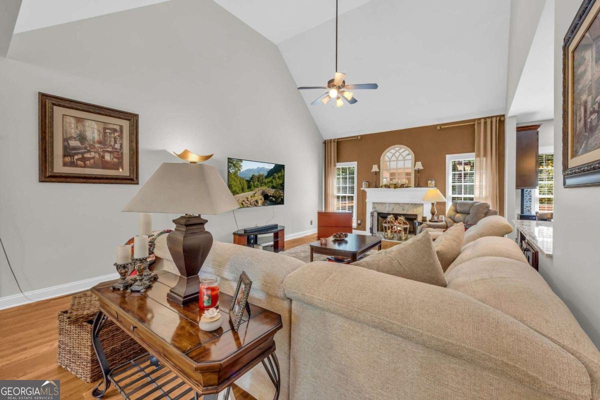 6414 Deep Valley Court Flowery Branch - 4