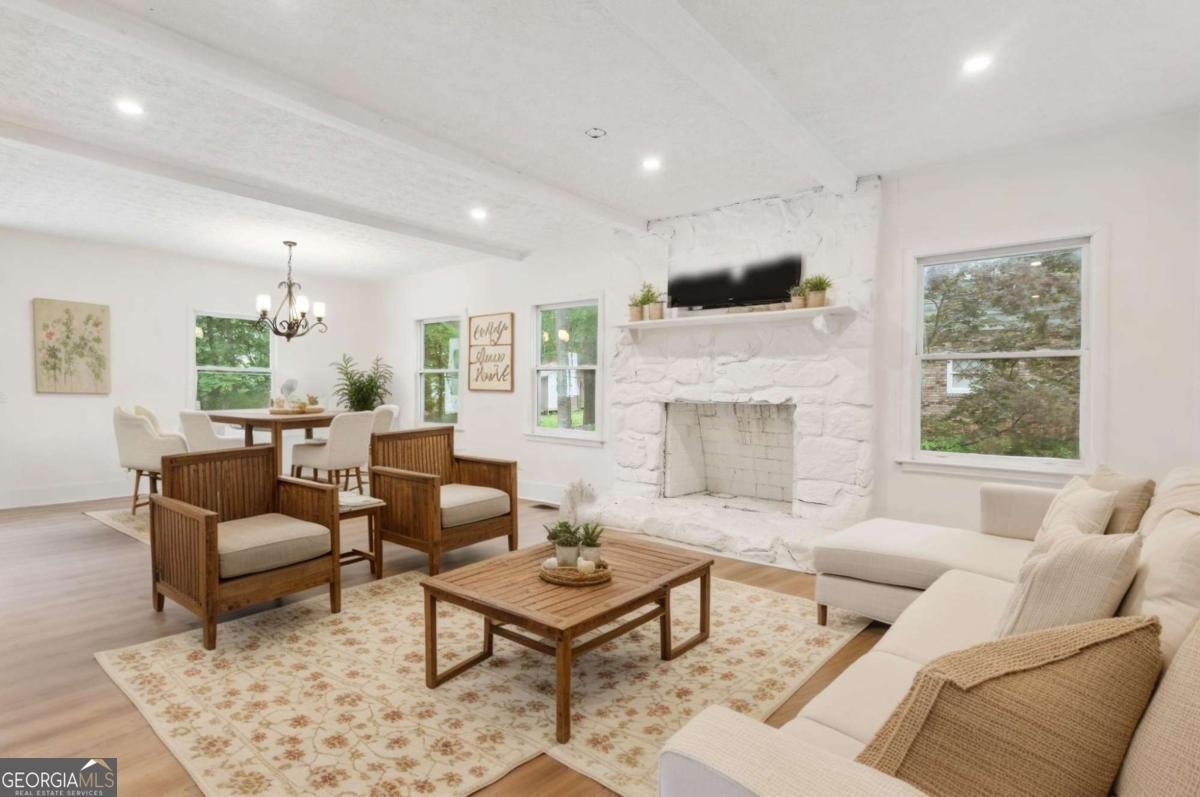 383 Oakridge Drive Cartersville - 1