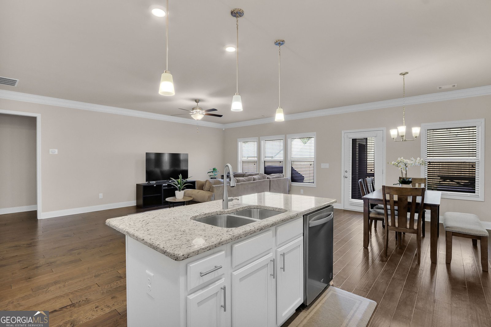 228 Dorothy Lane Lawrenceville - 16