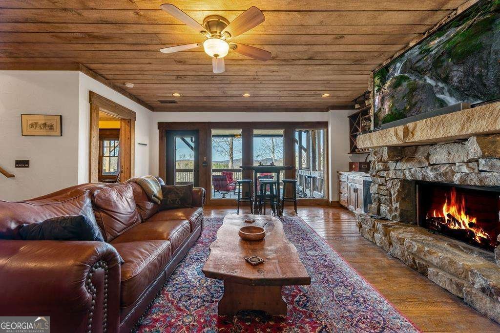 2085 Briar Cove Road Morganton - 27