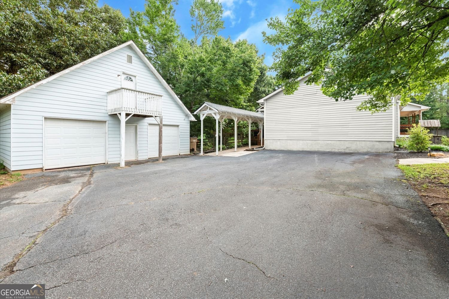6288 Hawkins Drive Cumming - 1