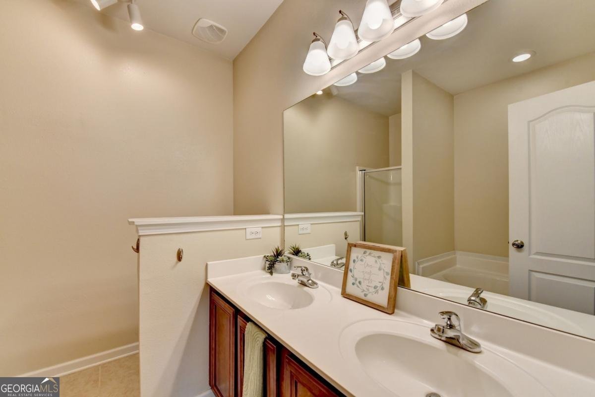 161 Oakmont Drive Dawsonville - 21
