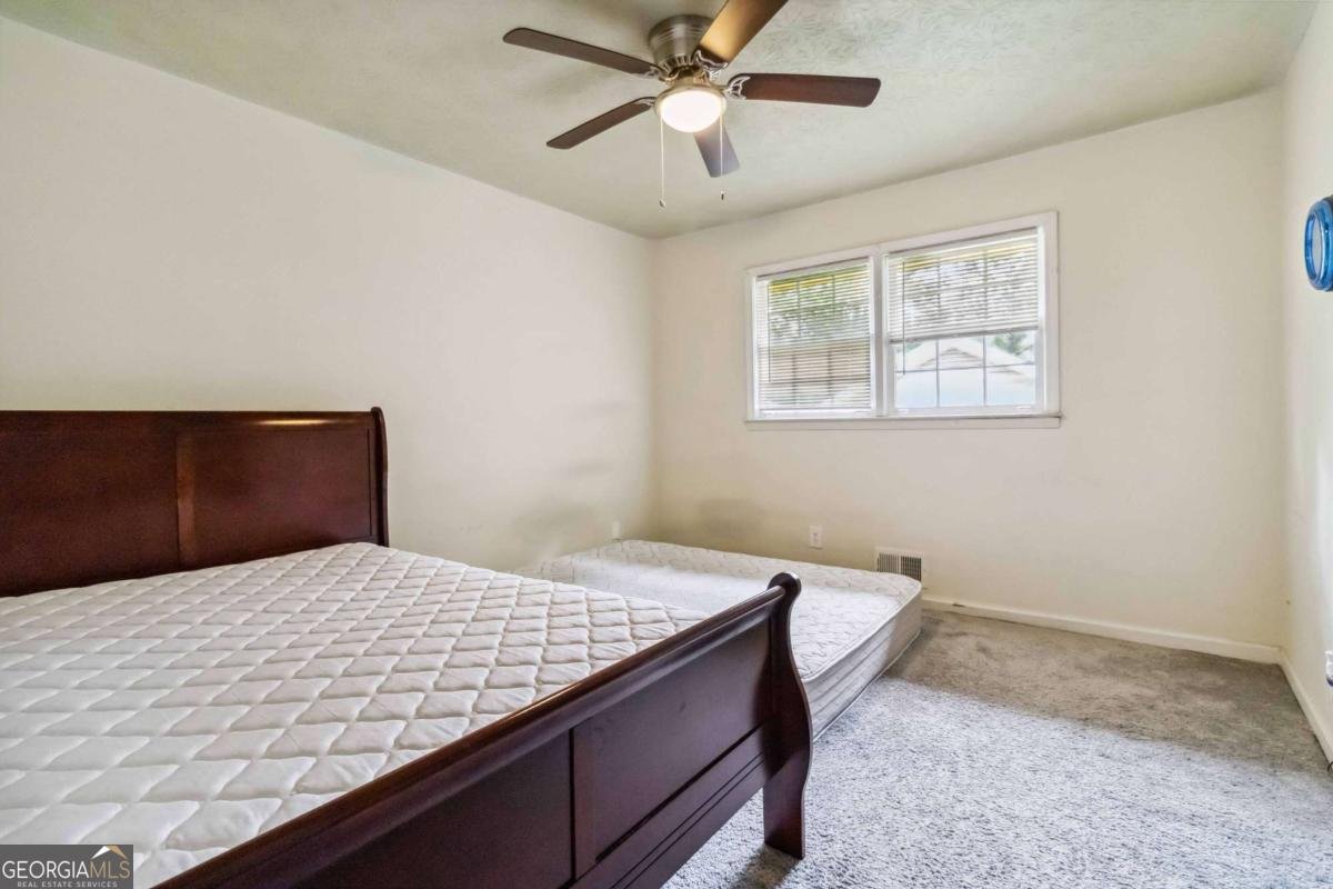 574 HORSESHOE Circle Lilburn - 17
