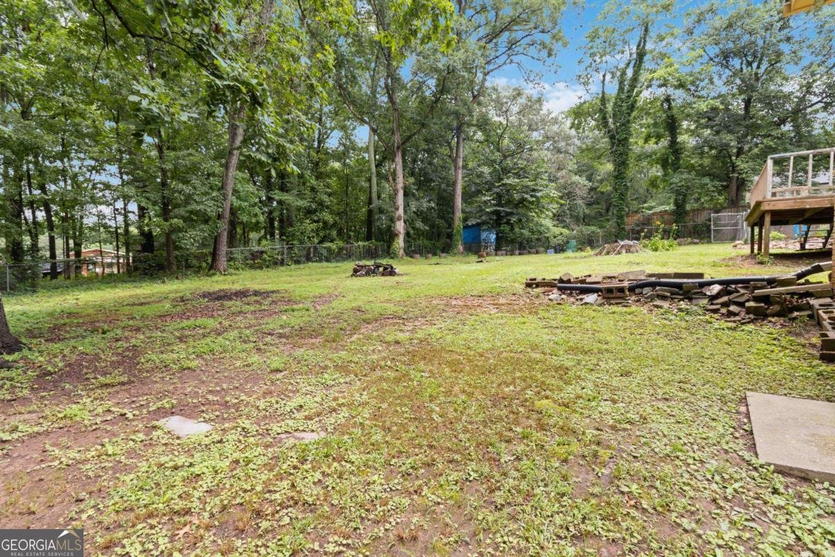 574 HORSESHOE Circle Lilburn - 28