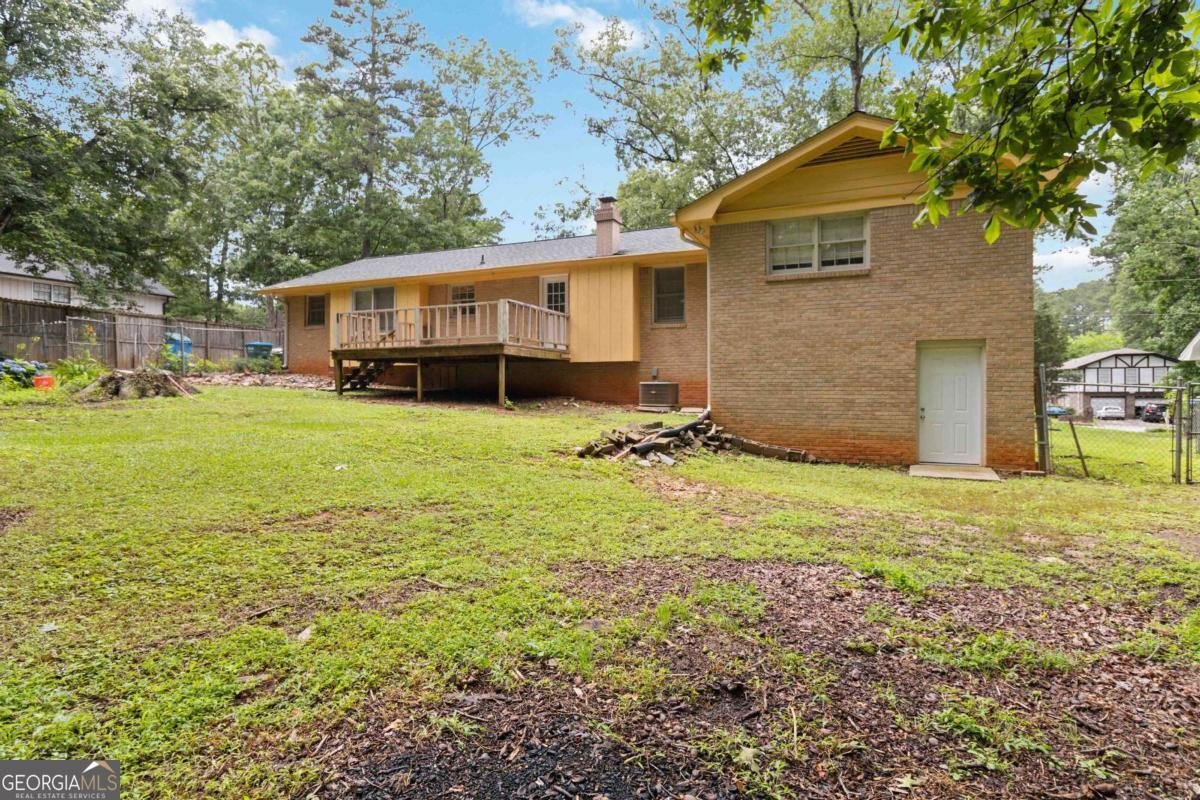 574 HORSESHOE Circle Lilburn - Photo 30