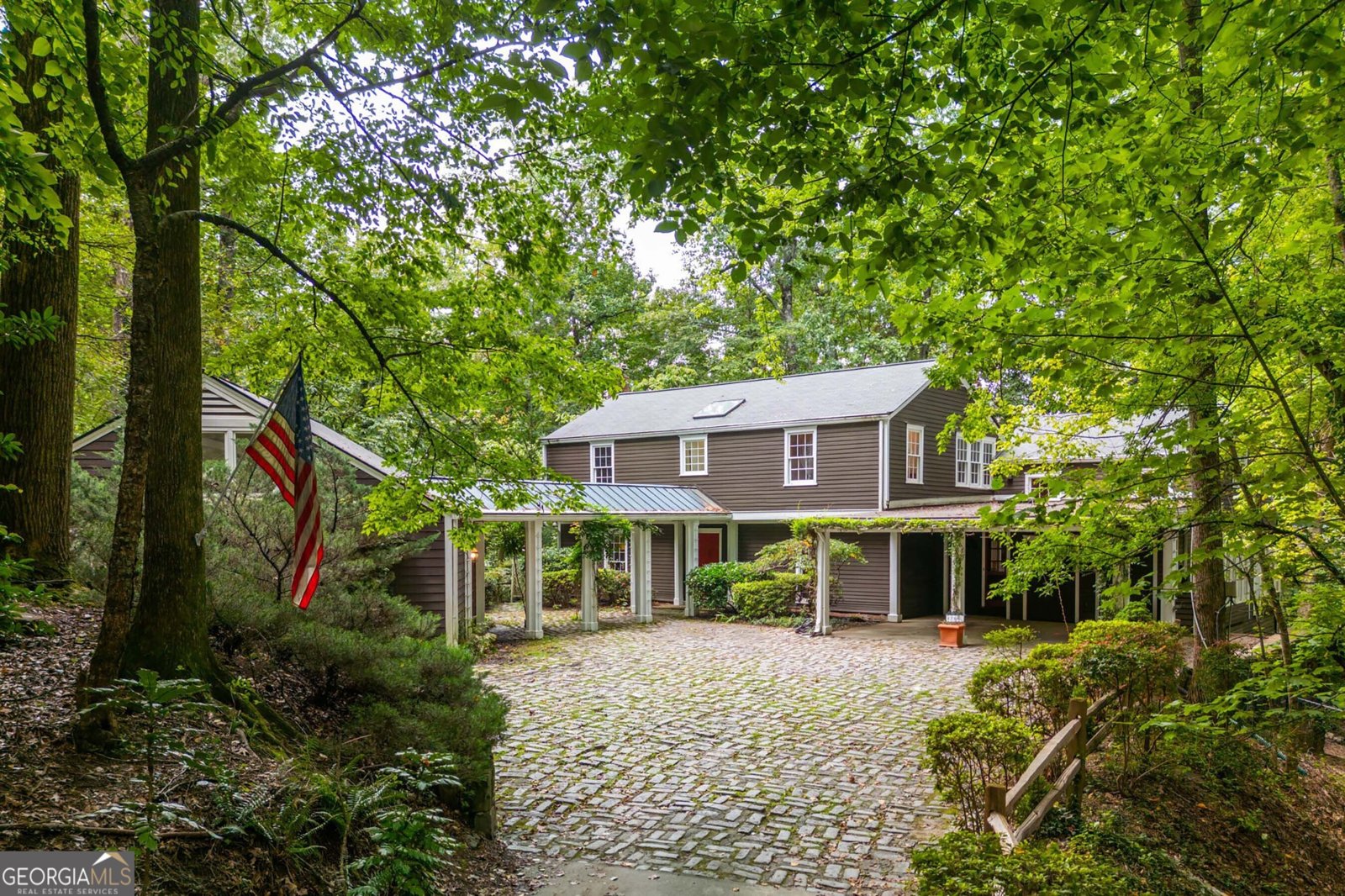4765 Jett Road Atlanta - 1