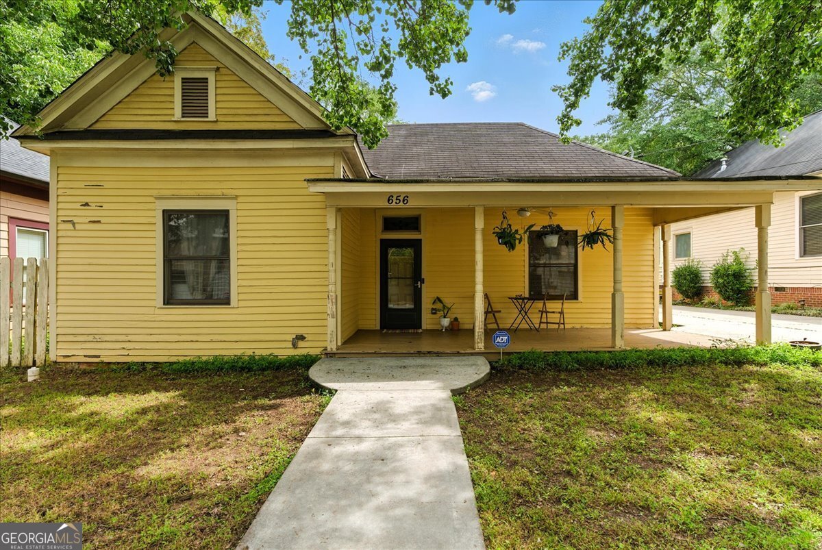 656 Shelton Avenue Atlanta - 1