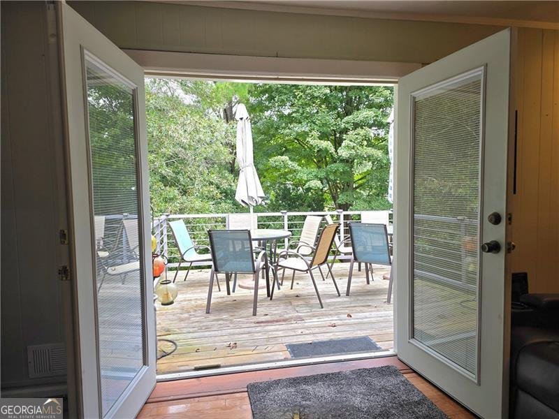 3599 LOWER ROSWELL Road Marietta - 20
