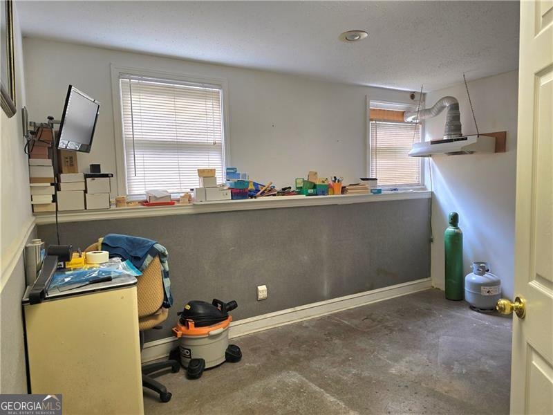 3599 LOWER ROSWELL Road Marietta - 32
