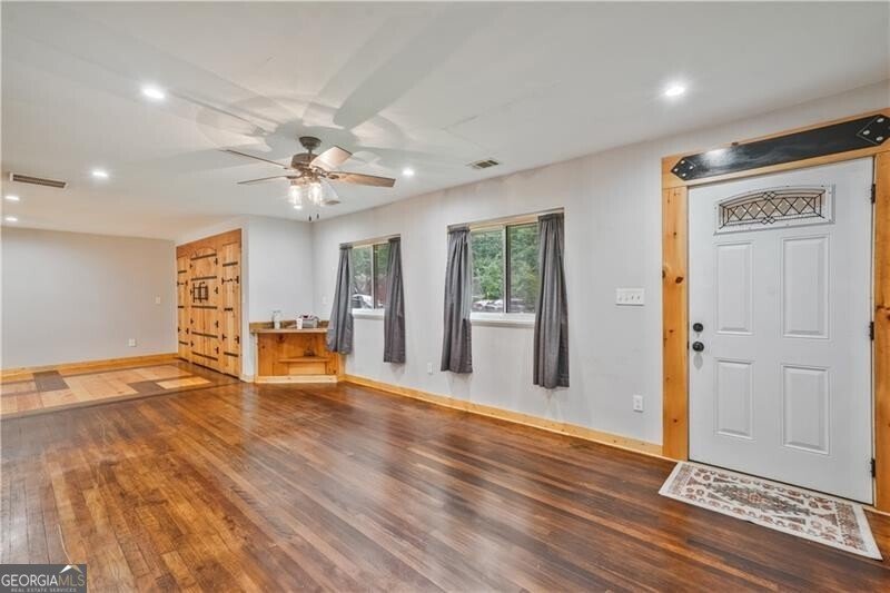 3225 Spring Drive Atlanta - 4