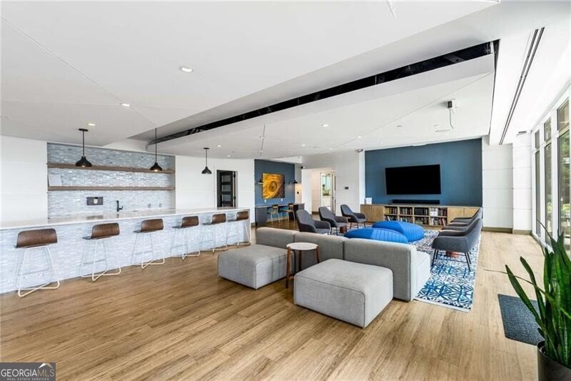 943 Peachtree Street Atlanta - 13